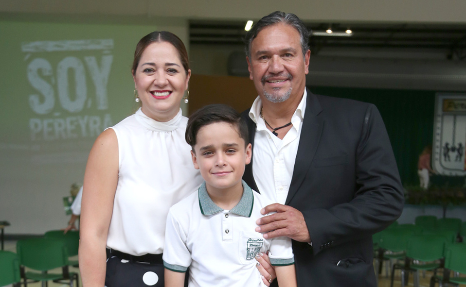 Laura, Luis Fernando y Fernando