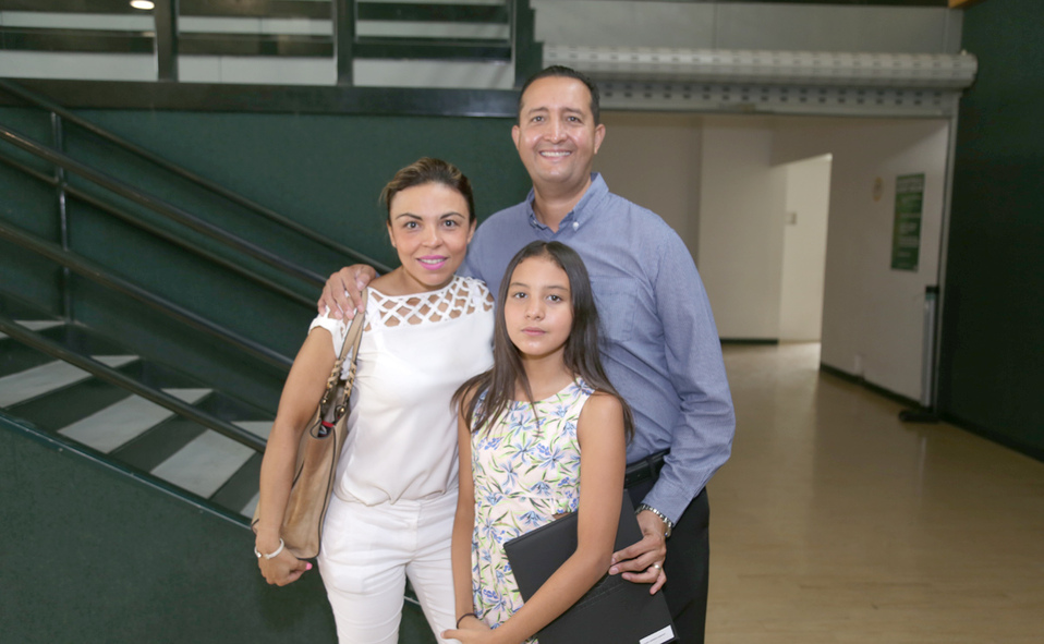 Olga, Paulina y Leonardo