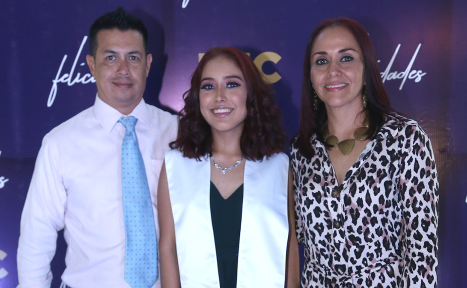 Ricardo, Enevy y Nadia