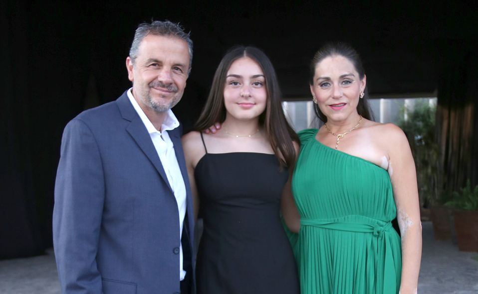 Ricardo, Valeria y Joanna