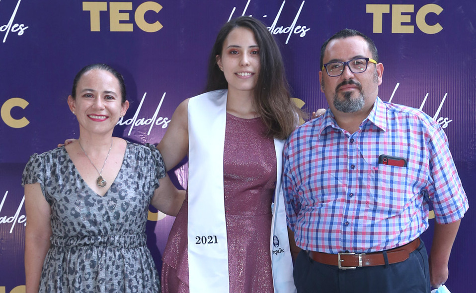 Rocío, Aldonza y Luis