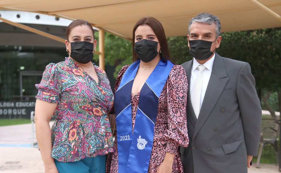 Teresa, Daniela y David