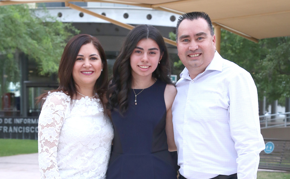 Verónica, Vanessa y Ernesto