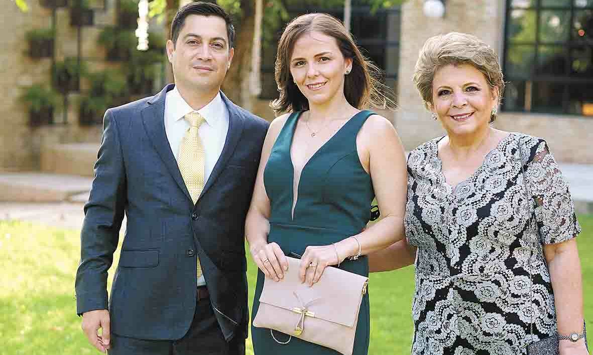 Estuardo Casanova, Gabriela Meza y Guadalupe Ibargüengoitia / Fotos: José Chang