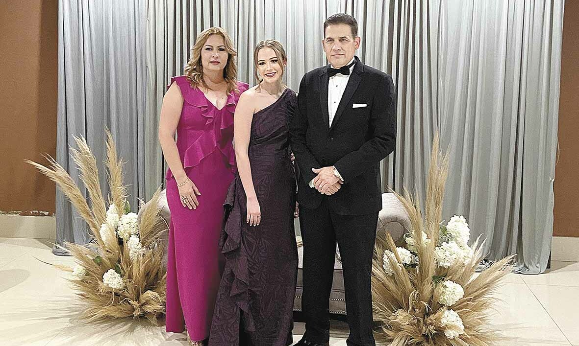 María Luisa de Stolberg, Marissa Stolberg y Mario Stolberg/ Fotos: Monlee Photo & Film
