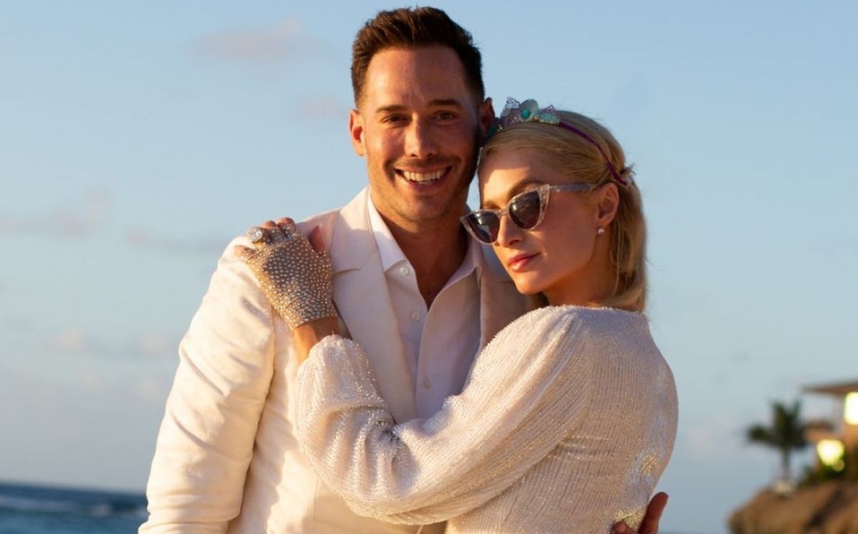 La historia de amor de Paris Hilton y Carter Reum