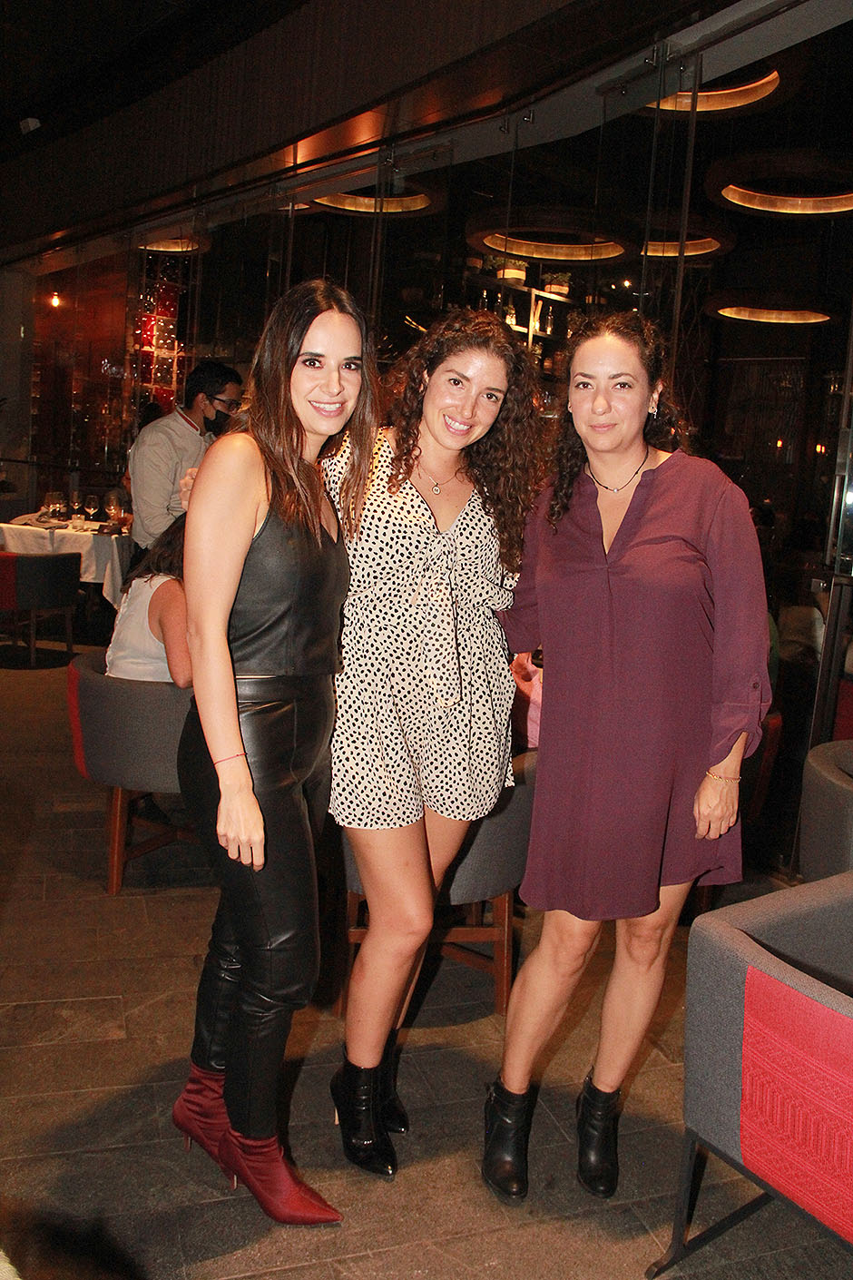 Pao Guerra, Mariel Salazar y Ana Romero
