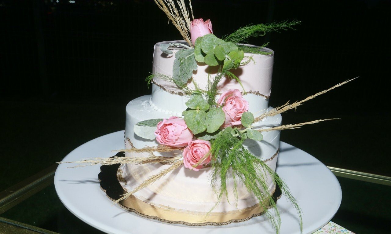 El pastel no pudo faltar en el quince años de Valeria Urrutia / Foto: Omar Valdez