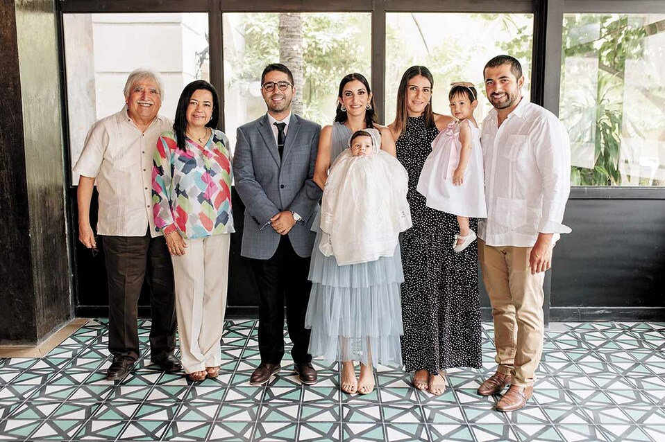 Evaristo Güitrón, Mercedes Mustafa,Rodrigo Azcárraga, Adibe Mina, Paloma mina,Samira Güitrón, Evaristo güitrón y Adibe Azcárraga / Fotos: Cortesía