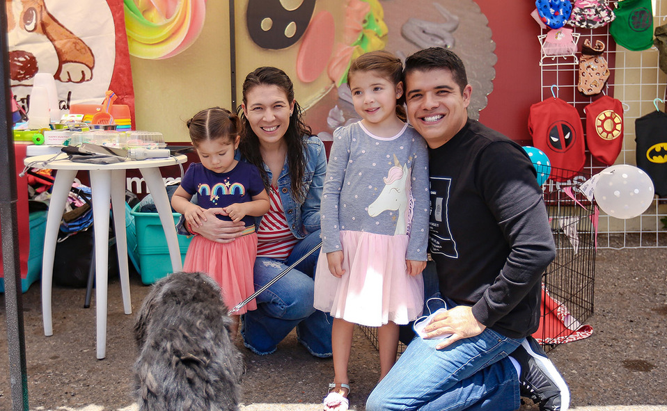 LUCIANA BERNAL, SUSANA APÍZAR,JULIETA BERNAL Y CÉSAR BERNAL