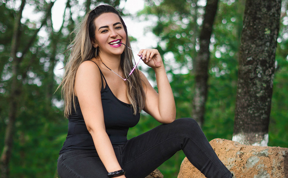María Sama estrena su programa Travels and Cars