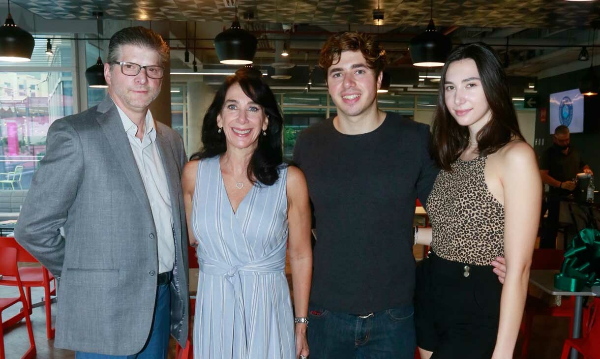Carlos Torres, Cristina Elizondo de Torres, Carlos Torres y Cristina Torres