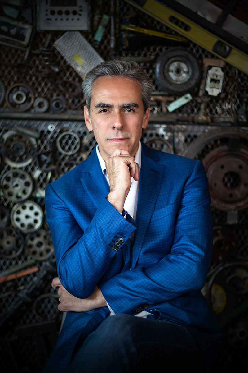 ARMANDO MARTÍNEZ
