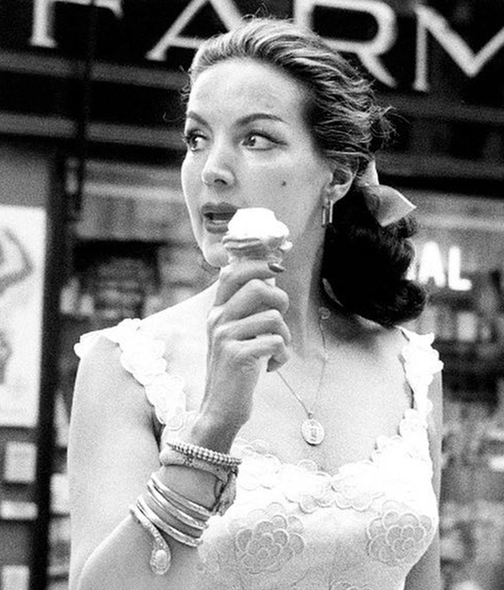 La Doña llegó a vestir diseños de importantes firmas como Dior y Givenchy. Foto: Archivo