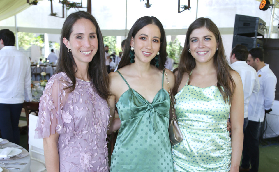 Paola, Karla y Caro