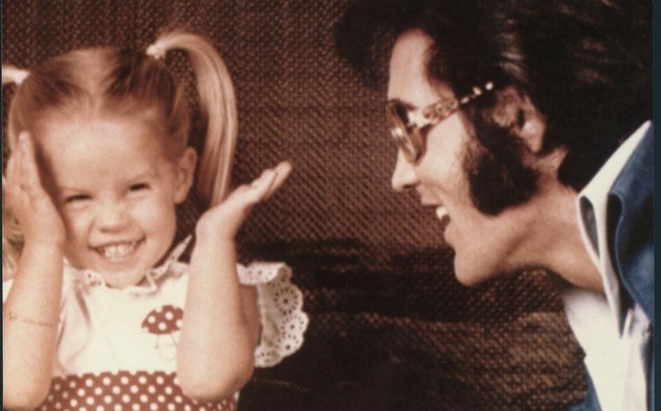 Elvis Presley y su hija. Foto: Instagram
