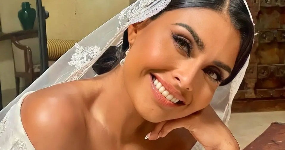Así fue el hermoso vestido de novia Kristal Silva en su boda (Foto: Instagram)