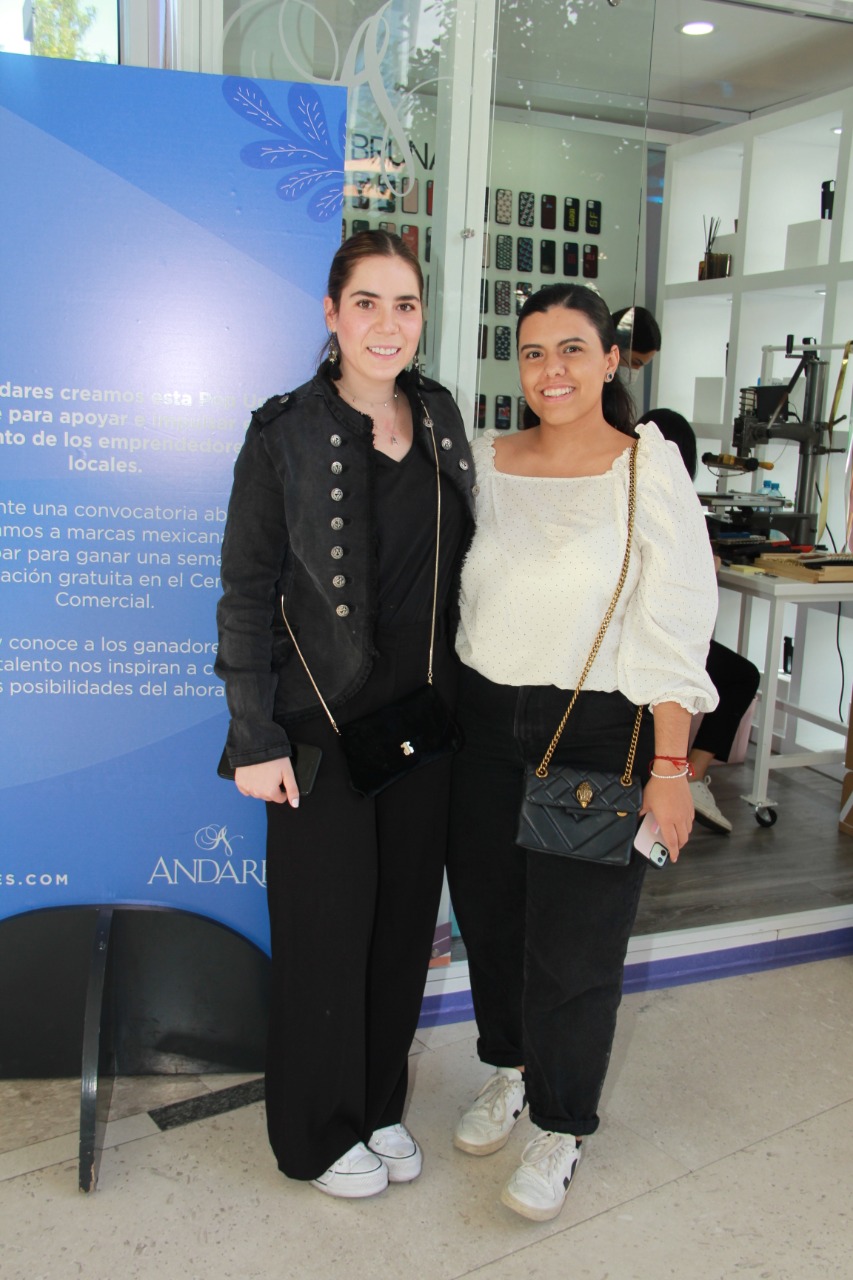 Anne Aguilar y Joss Osuna.