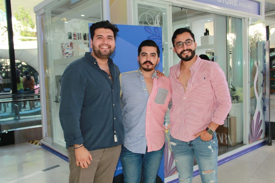 Juan Carlos González, Chiquis Quintero y Emilio Reyes