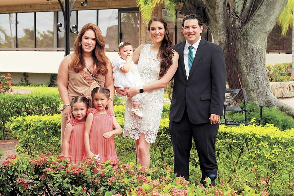 Sagrario Zapien,Sara Zapien, Amalia Joers, Fernando Zapien, Valentina Mendiola y Ana Paula Mendiola / Fotos: José Chang