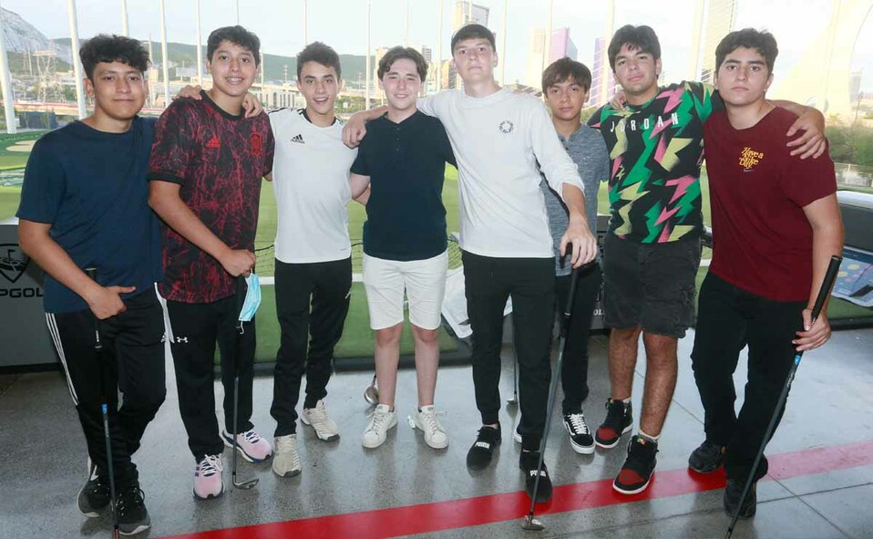 Emilio Cardoso, Lucio González, Máximo Treviño, Armando Baños, Ren Beckers, Christian Musto, Jorge Gaytán y José Valentín / Fotos:  Omar Valdez