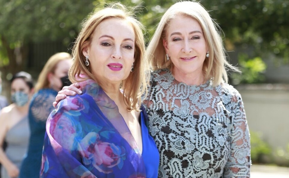 Mamá del novio, Estela Páez junto a María Inés Creel / Foto: Daniel Saldívar