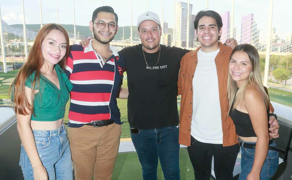 Mayela Garza, Ricardo Pinales, Mauricio Fajardo, Moisés Manrique y Valeria Olivares / Fotos:  Omar Valdez