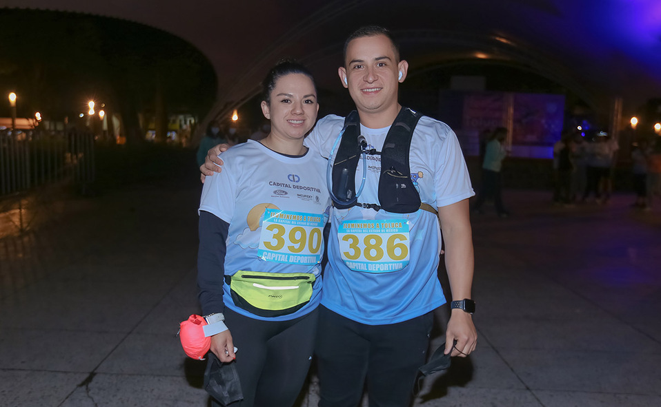 ANGÉLICA FLORES Y ROBERTO CEDILLO