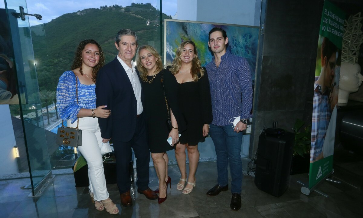 Fernanda Torres, Jaime Torres, Roble Elizondo, Roble Torres y  Jaime Torres / Foto: Omar Valdez