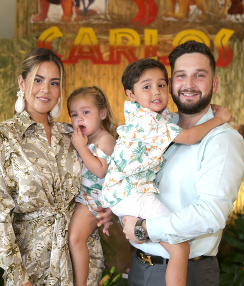 Cokina, María, Carlitos y Carlos