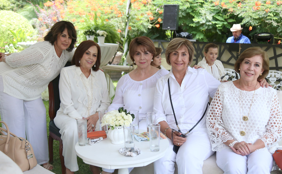 Martha Nelly, Olga, Licha, Bertha Aurora y Susy
