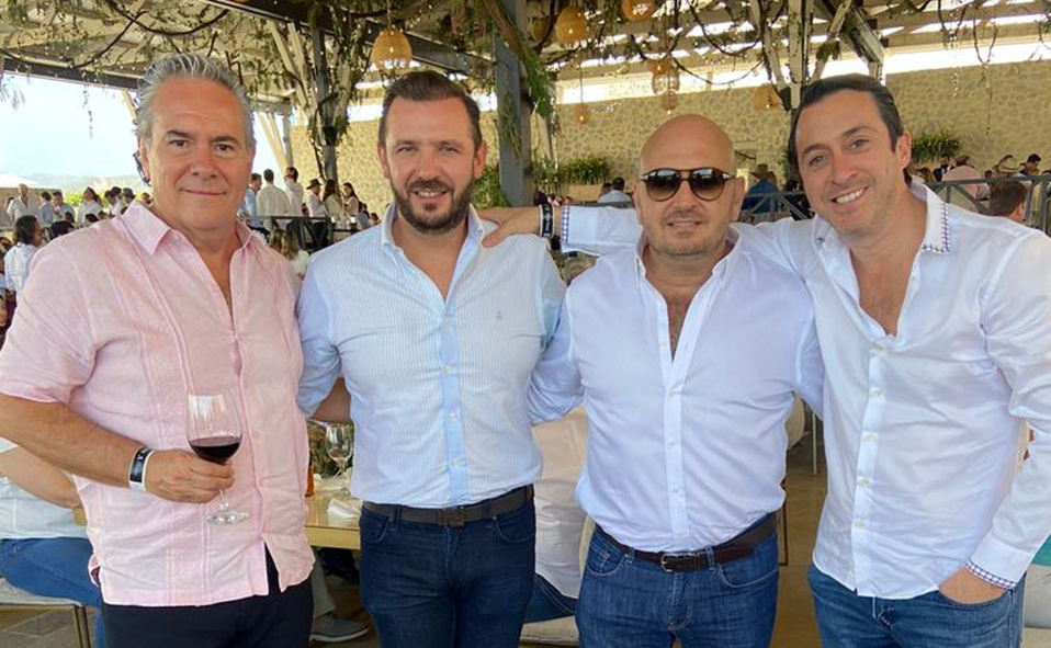 Miguel, Ricardo, Moi y Agustín