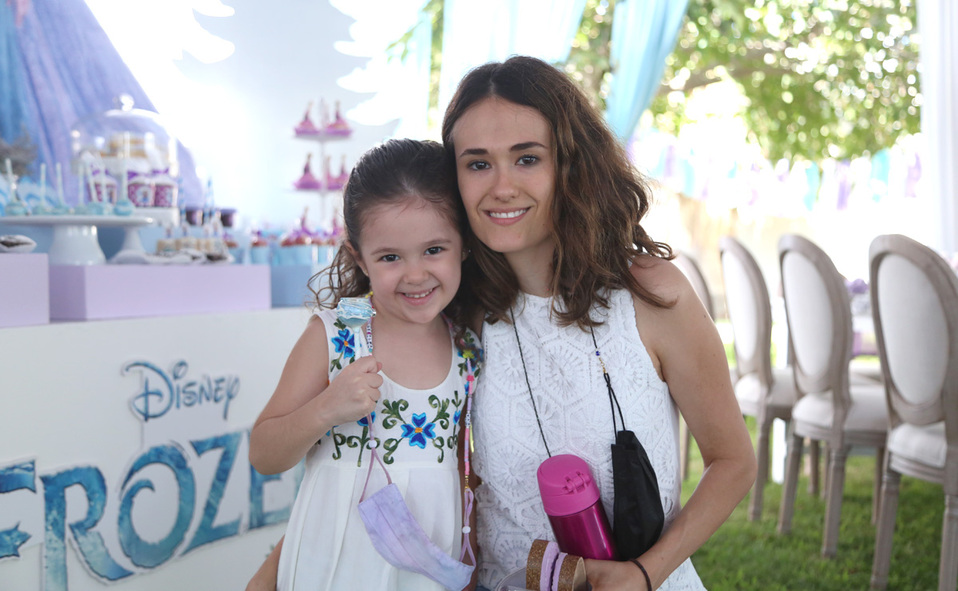Eva y Sofía