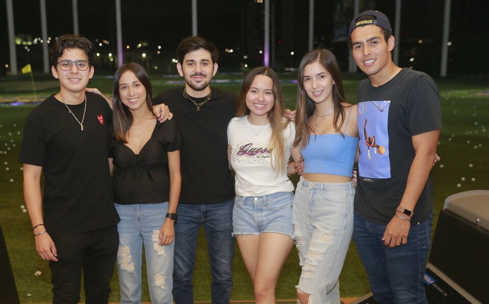 Alan Ibarra, Miranda Lozano, Arturo Escamilla, Valeria Pérez, Daniela Palacios y Andrés Carranza. FOTO: DANIEL SALDÍVAR
