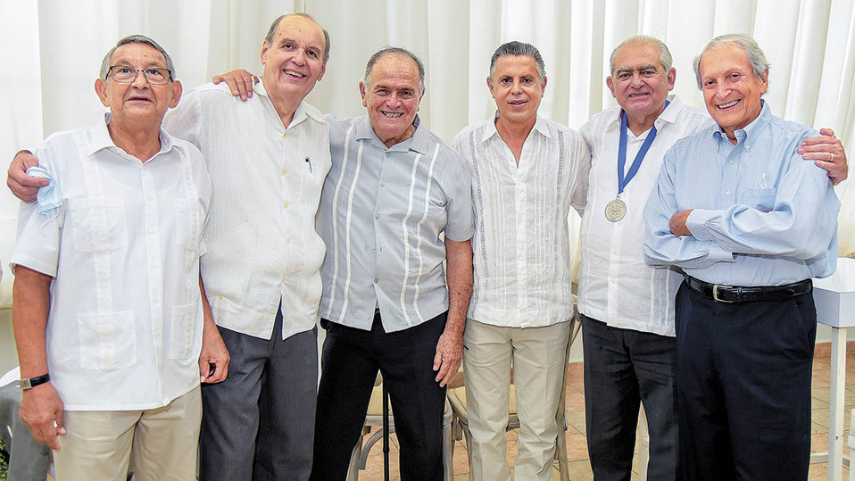 Vicente Calderón, Edmundo Vázquez, Rodolfo Vega, Jesús Nader, David Gómez y Javier Vallejo/ Fotos: José Chang/ Dennis Hernández