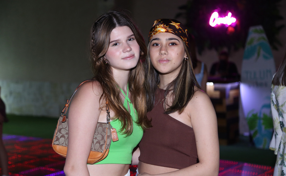 Valeria y Ana Pao