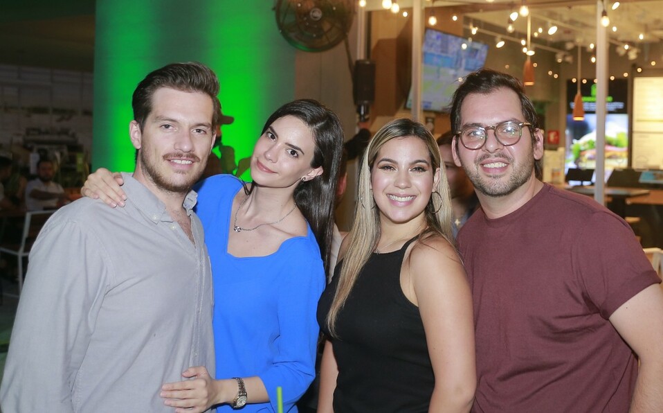 Gustavo Fernández, Mariana González, Sebastián León y Ana Valero. FOTO: DANIEL SALDÍVAR