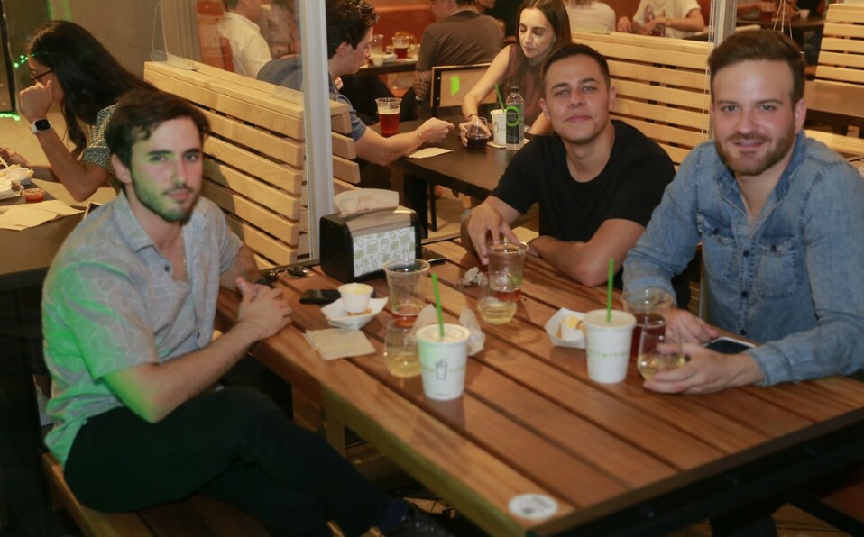 Sebastián Larraguibel, Arturo Aramburu y Pablo Marín. FOTO: DANIEL SALDÍVAR