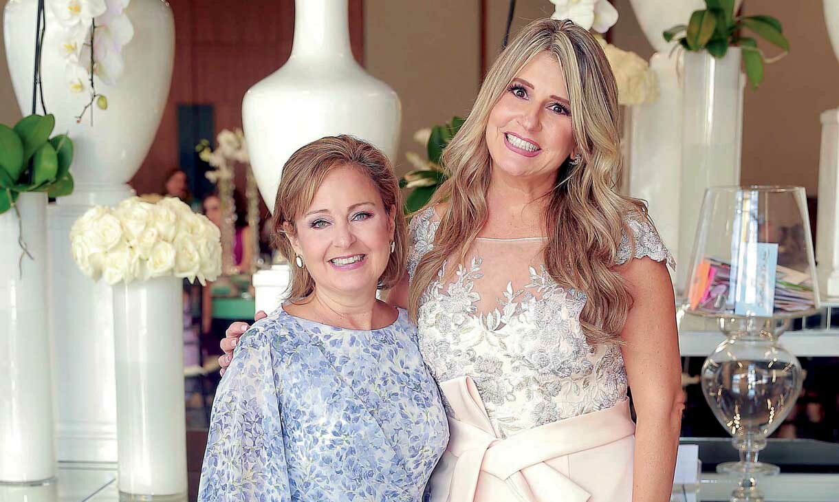Nora Elena Petrocchi de Quintanilla y Alejandra Sáenz de Garza