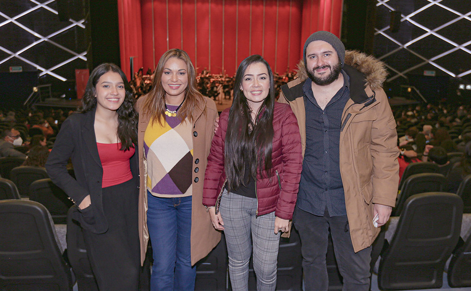 ANA PELEZ, ANA CASILLAS, ANA MARÍA CASTELLANOS Y JEREMY HENCKER