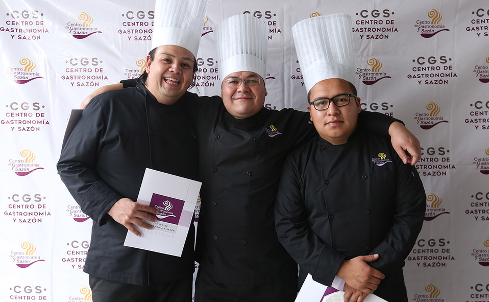 RODRIGO CONTRERAS, IVÁN SOTO Y ÓSCAR APOLINAR