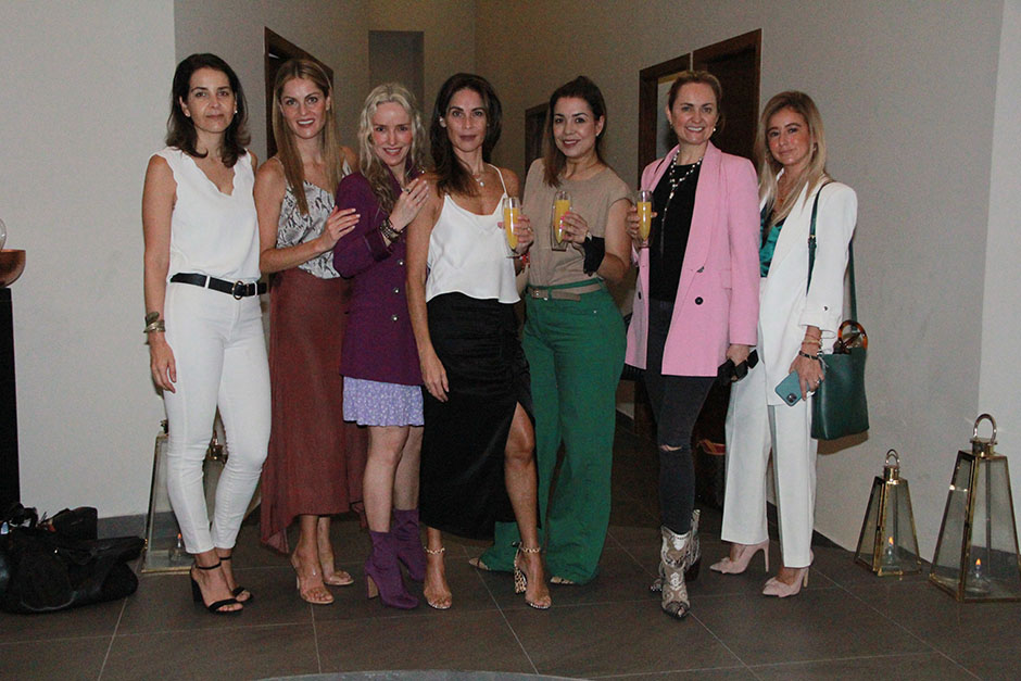 Carolina Dubín, Lourdes Basave, Ana Lambarri, Sofía Basave, Karla Arroyo, Yoli Sánchez y Alejandrina Sandoval