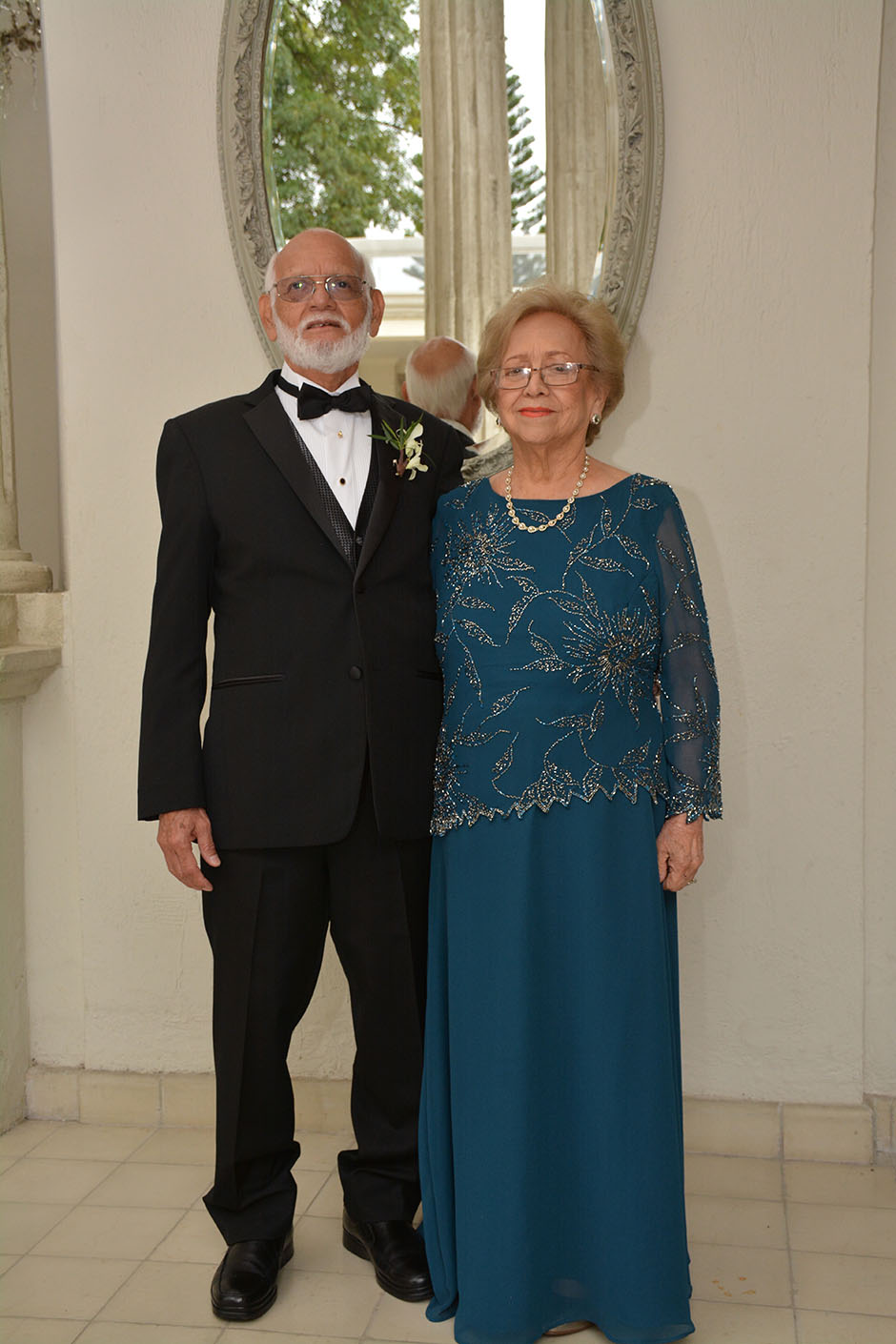 03 Papás del novio. Manuel Leija y Angelina Castro