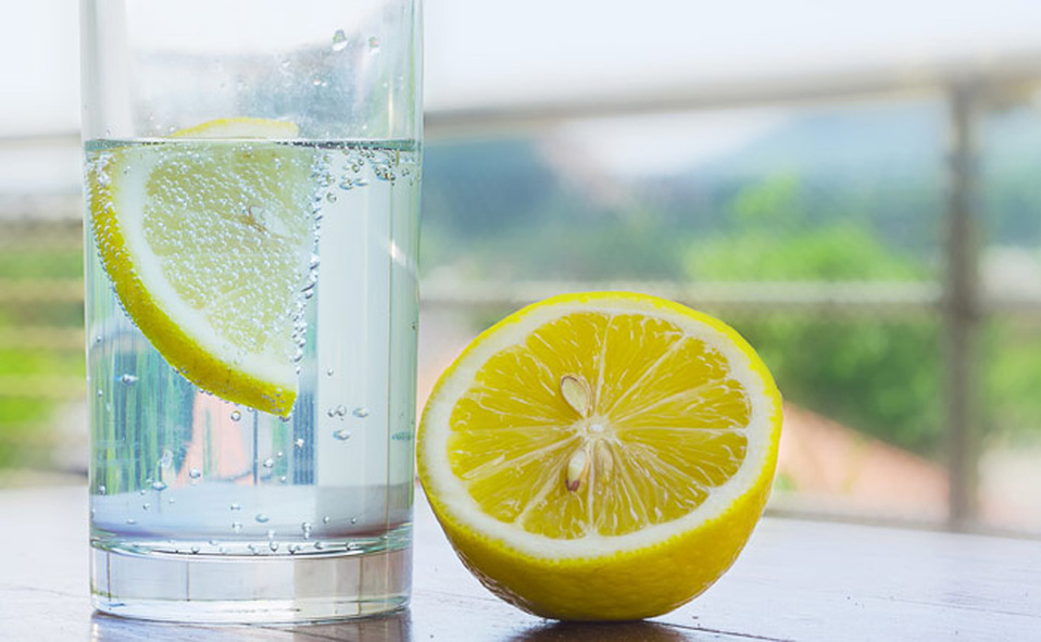 agua de limón