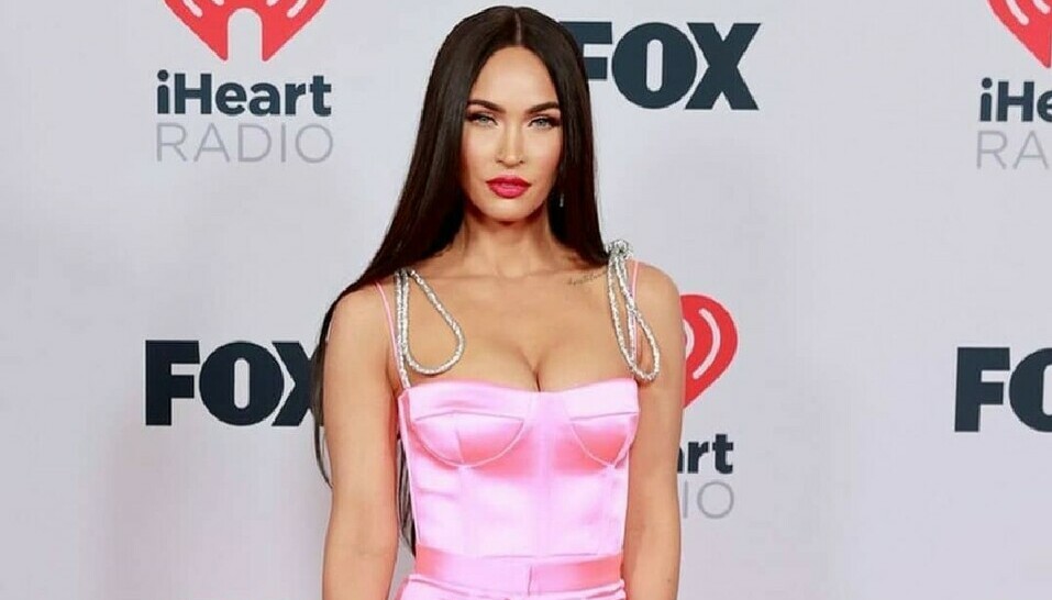 Megan Fox y el body azul que lució en Nueva York. (Foto: Instagram).