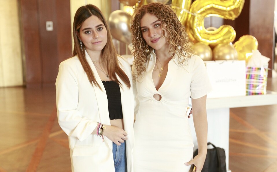 Camila Rodríguez y Paulina De la Garza. FOTO: DANIEL SALDÍVAR