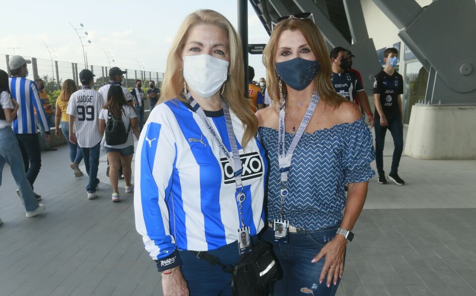 Bárbara Ibarra de Carrera y Claudia Ibarra. FOTO: OMAR VALDEZ
