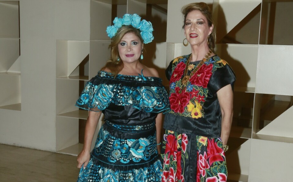 Claudia Chávez de García y Mina Villarreal de Gustafson. FOTO: OMAR VALDEZ