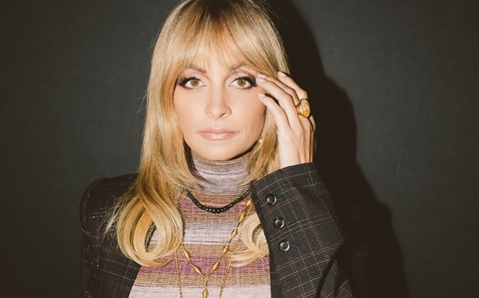 Nicole Richie se quemó su cabello con su pastel de cumpeaños (Foto: Instagram)