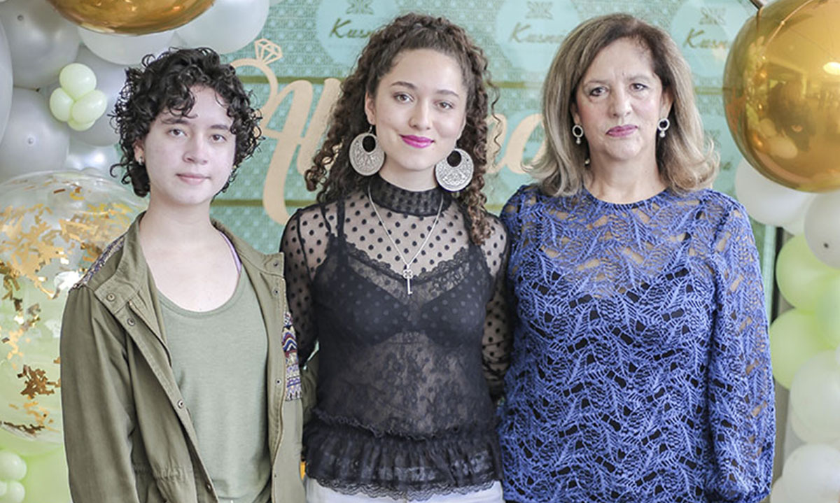 Valentina Samperio, Fernanda Samperio y Patricia Llano